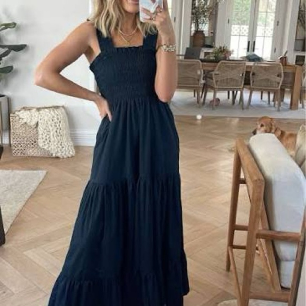 Abercrombie Smocked Bodice Maxi Dress Black